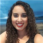 Profesora de inglés apta para todas las edades y niveles hasta el B2.